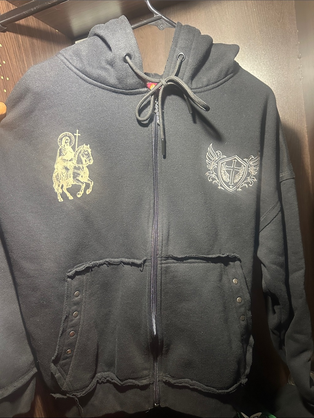 Men's Heavy Black Zip-Up Hooded Jacket with Gold Crest - CTHDRL